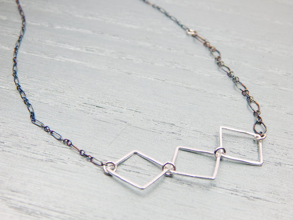 Damkina Silver Necklace Style 2